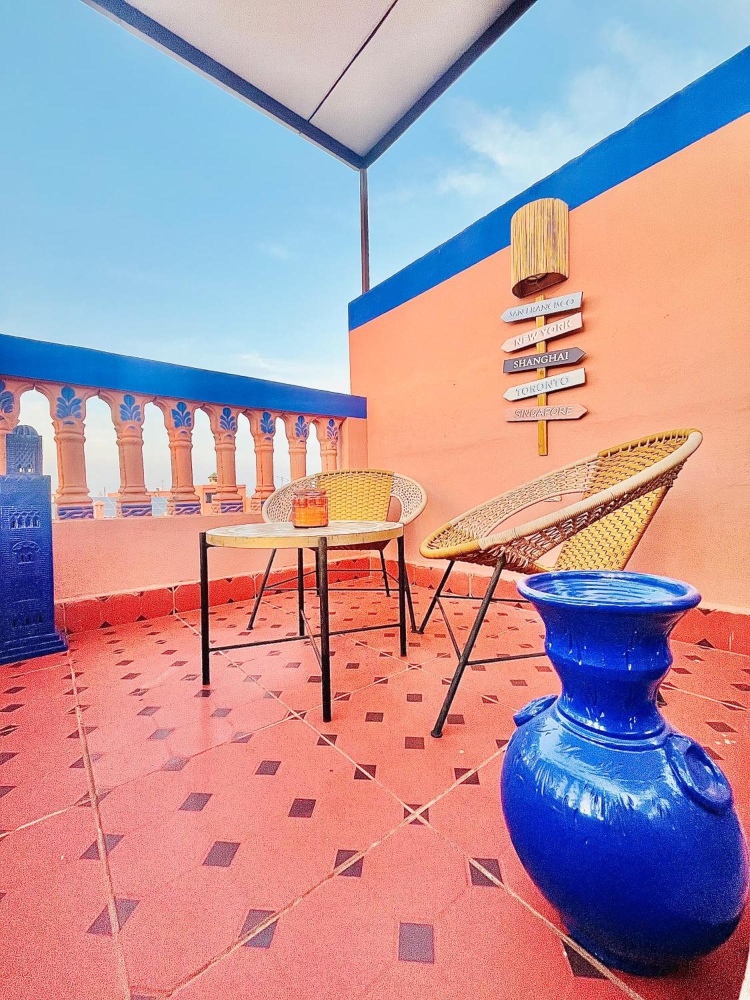 With Ac, Patio And Rooftop Climatise Avec Patio Et Toit Terrasse Apartamento