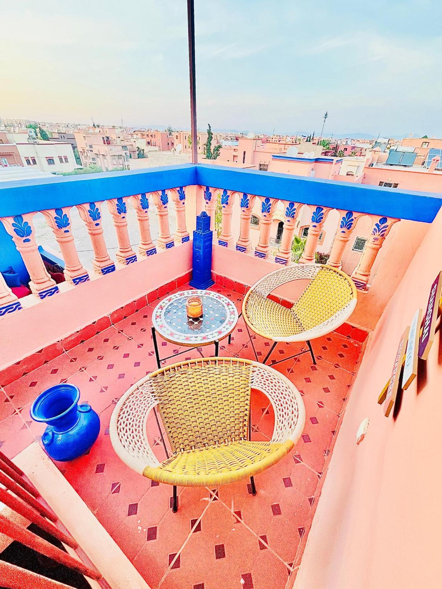 Apartment With Ac, Patio And Rooftop Appartement Climatise Avec Patio Et Toit Terrasse Marrakesch