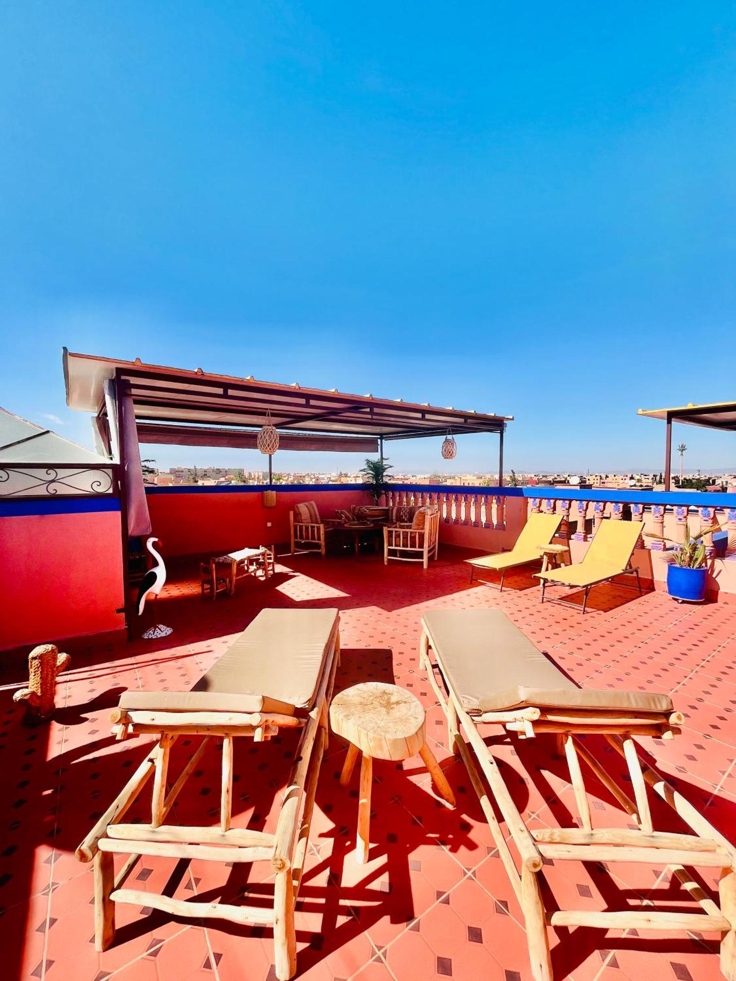 Apartment With Ac, Patio And Rooftop Appartement Climatise Avec Patio Et Toit Terrasse * Marrakesch